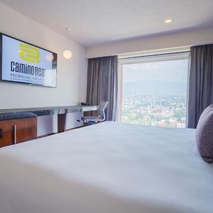 Club King Room